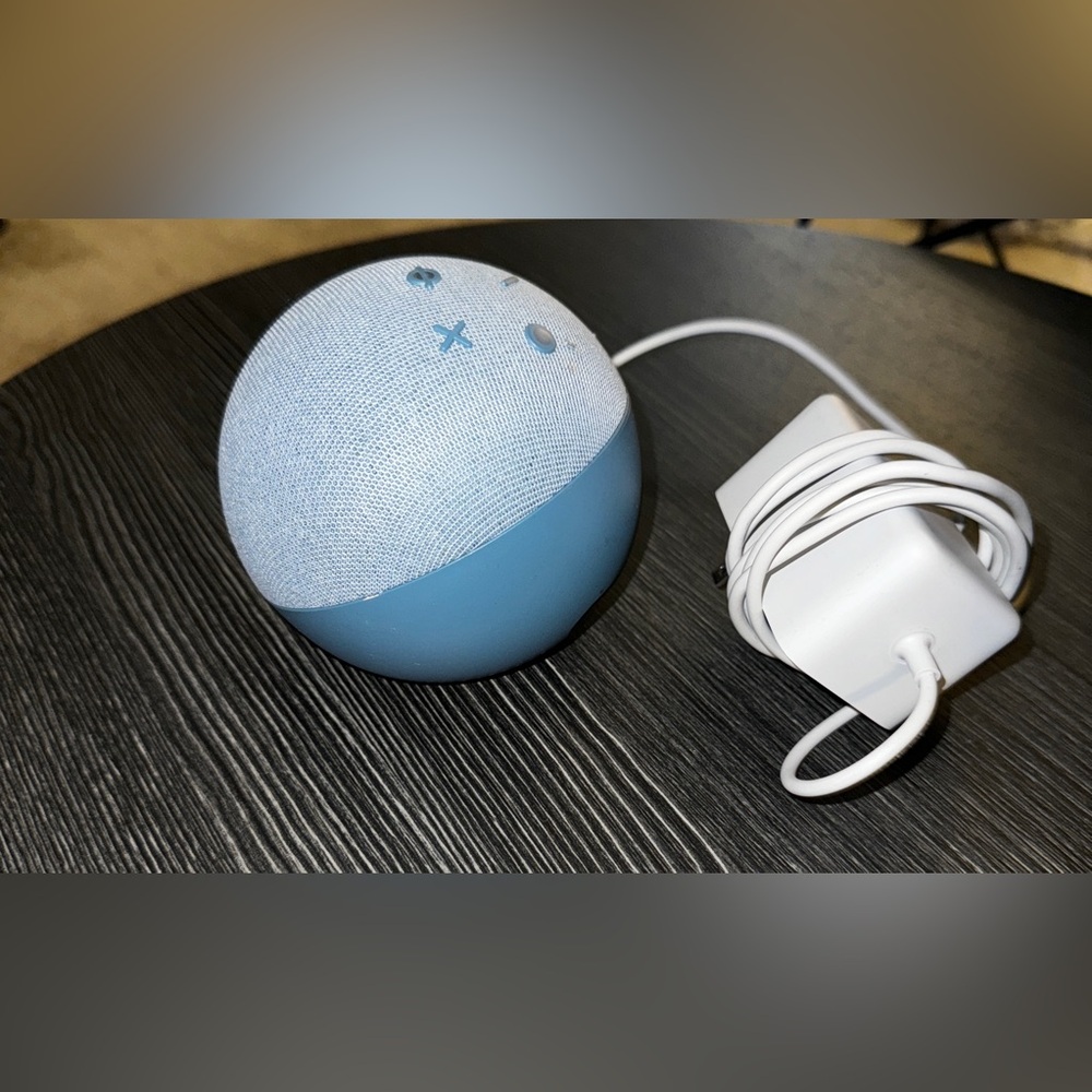 Amazon Alexa Echo Dot - Deep Sea Blue